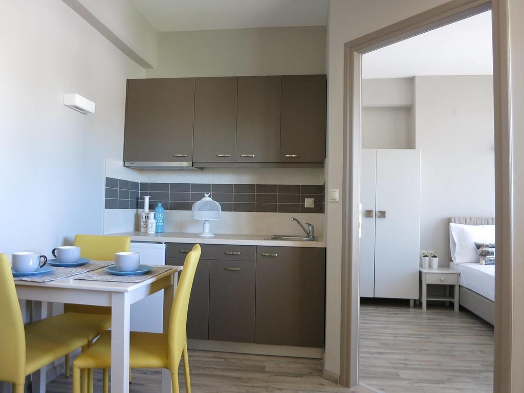 Pantheon Aparthotel Chania  Rum bild